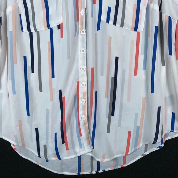 Torrid Womens Blouse White V Neck Button Down Sleeveless Geometric Stripes 00 - Picture 3 of 11